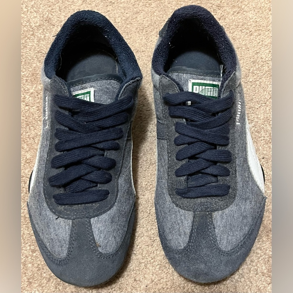 Puma Shoes. Women’s size 6